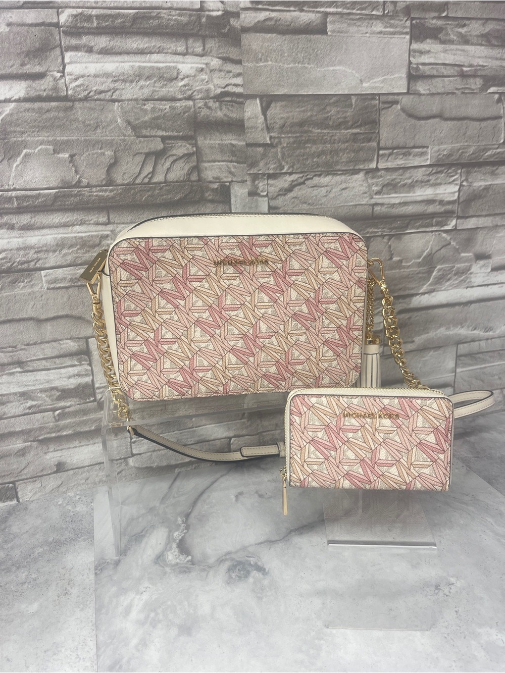 Michael Kors Camera Crossbody Bag & Matching Wallet Smoky Rose Pink Cream